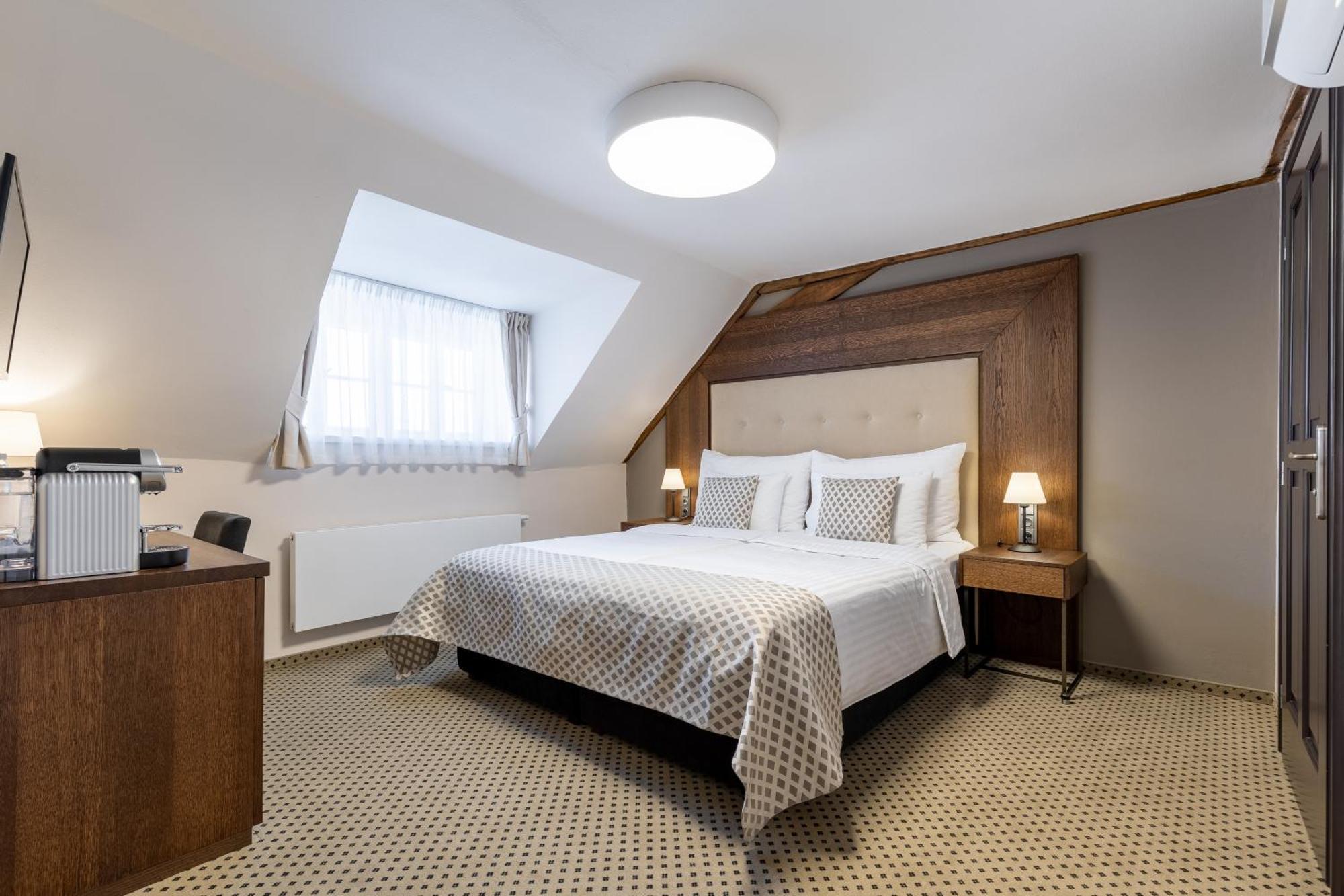 Hotel Ikona Prag Dış mekan fotoğraf